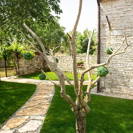 Holiday home Vileta Juraga